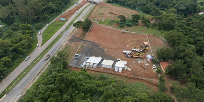 Governo de Goiás retoma obras de viaduto estratégico na GO-020, entre Goiânia e Senador Canedo